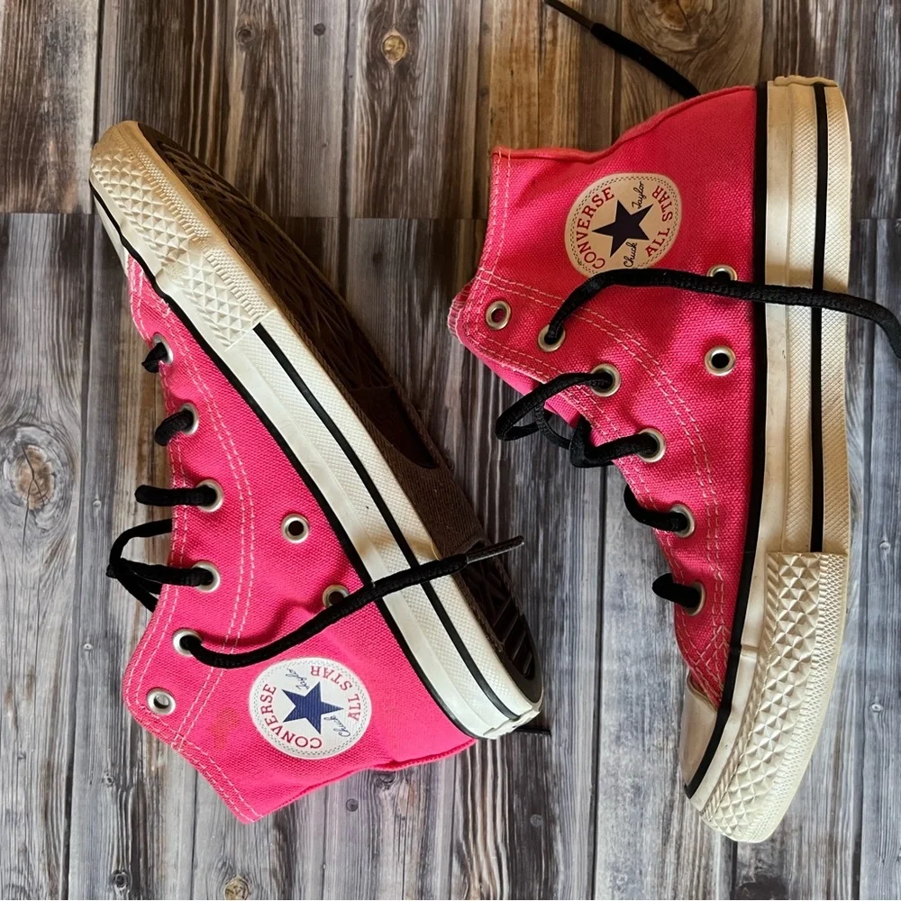 Converse Allstar kids pink high top sneakers